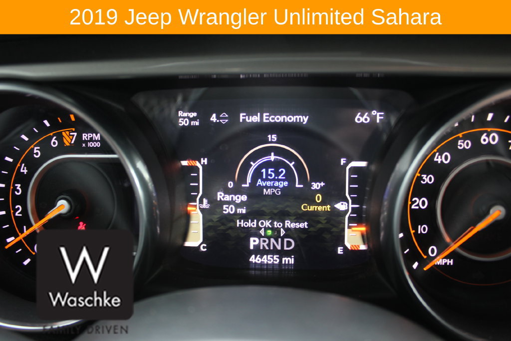Used 2019 Jeep Wrangler Unlimited Sahara AWD/4WD image 33