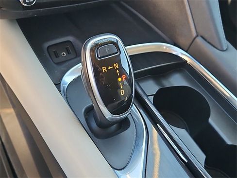 Used 2018 Buick Enclave Essence image 30