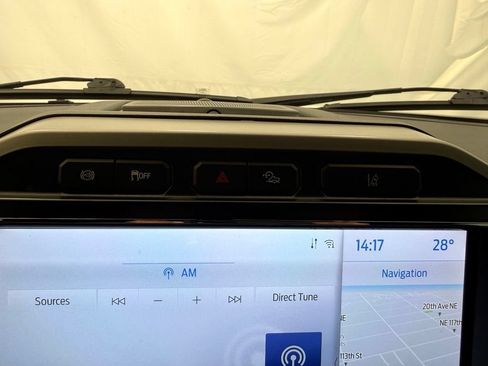 Used 2022 Ford F350 Lariat w/ Tremor Off-Road Package AWD/4WD image 37