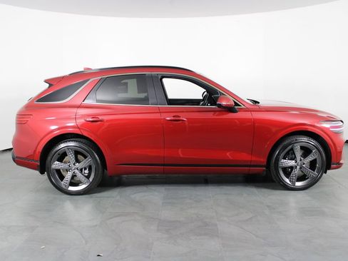 Used 2022 Genesis GV70 3.5T Sport w/ Sport Prestige Package image 13