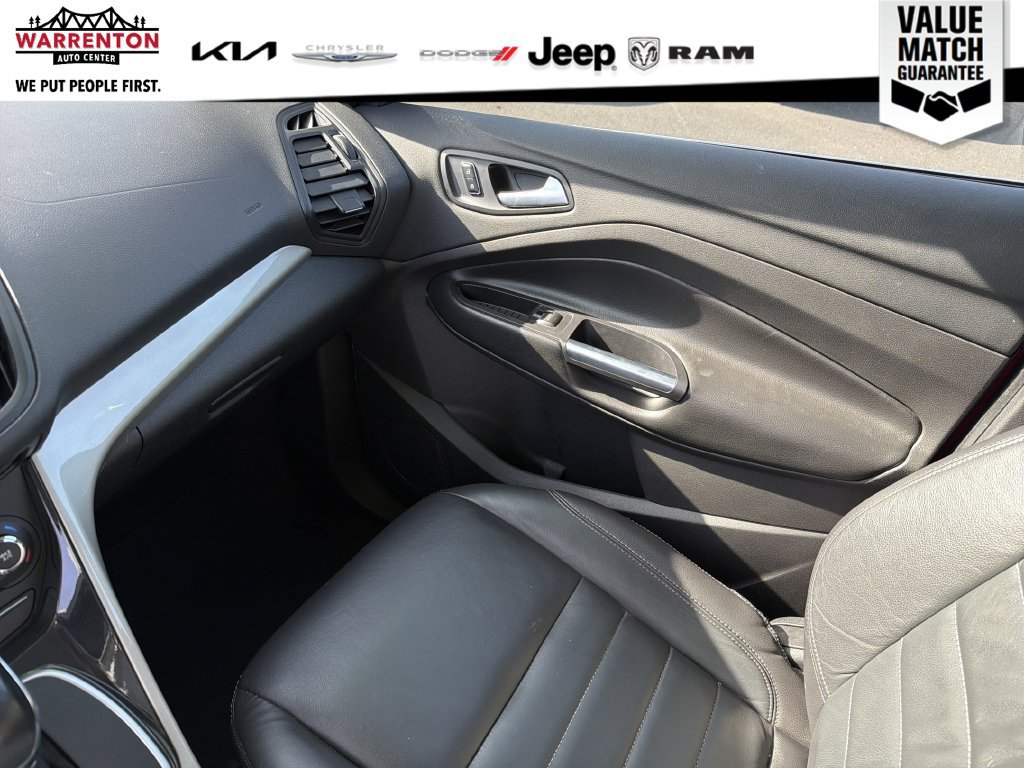 Used 2016 Ford C-MAX Energi SEL FWD image 26