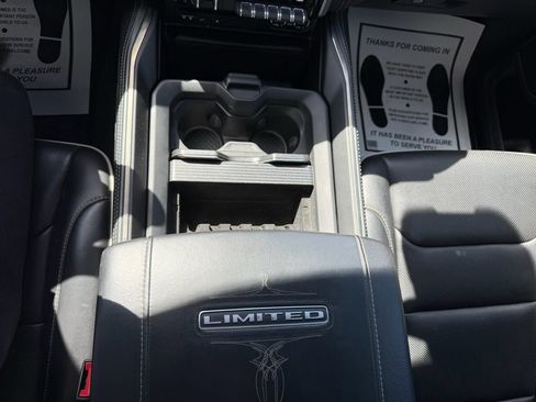 Used 2019 RAM 1500 Limited w/ Advanced Safety Group AWD/4WD image 17