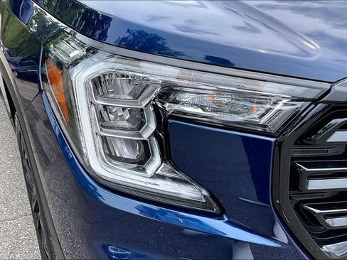 Used 2022 GMC Terrain SLE w/ Driver Convenience Package AWD/4WD image 28