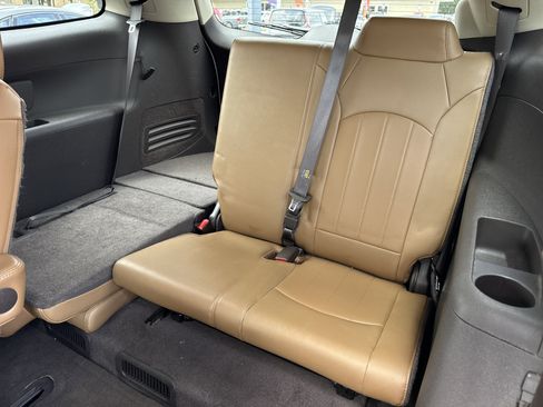 Used 2015 Buick Enclave Leather FWD image 12