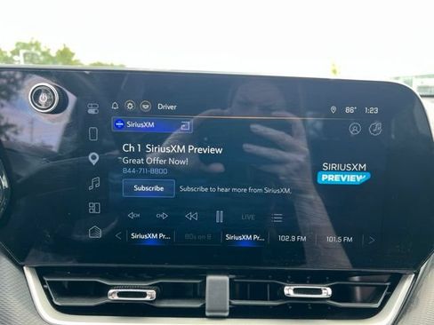 Used 2026 Chevrolet Equinox LT FWD image 18