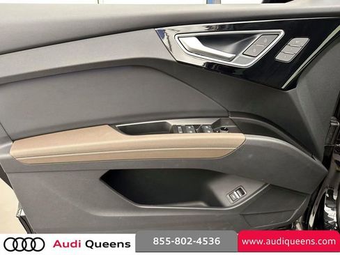 Used 2025 Audi Q4 e-tron Premium Plus w/ Premium Plus image 18