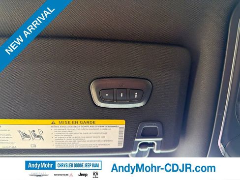 Used 2025 Jeep Grand Cherokee Limited w/ Luxury Tech Group II AWD/4WD image 35