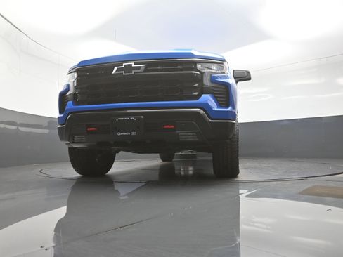 New 2026 Chevrolet Silverado 1500 LT Trail Boss w/ LPO, Dark Essentials Package AWD/4WD image 10