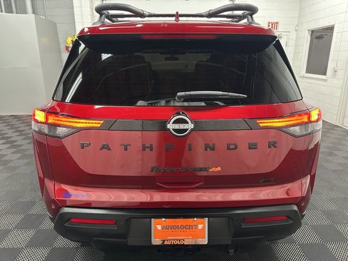 Used 2025 Nissan Pathfinder Rock Creek image 8