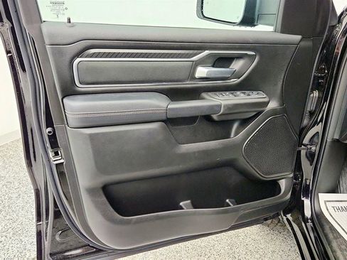 Used 2025 RAM 1500 Big Horn AWD/4WD image 10