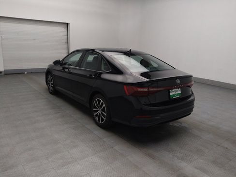 Used 2025 Volkswagen Jetta SE image 5