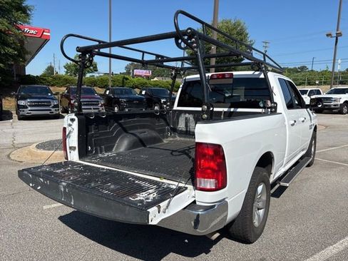 Used 2017 RAM 1500 Classic SLT RWD image 5