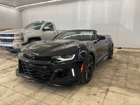 Used 2022 Chevrolet Camaro ZL1 image 2