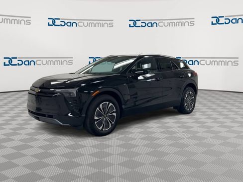 Used 2024 Chevrolet Blazer EV LT AWD/4WD image 4