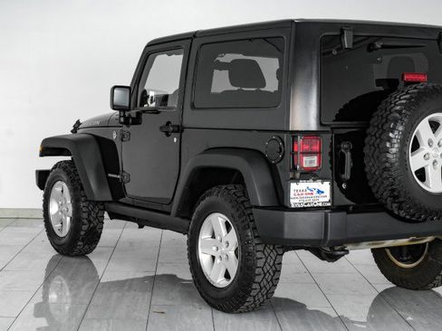 Used 2012 Jeep Wrangler Rubicon image 46