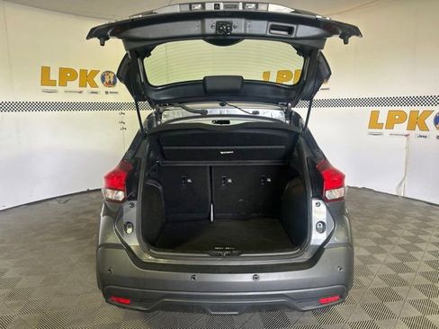 Used 2020 Nissan Kicks SV FWD image 5