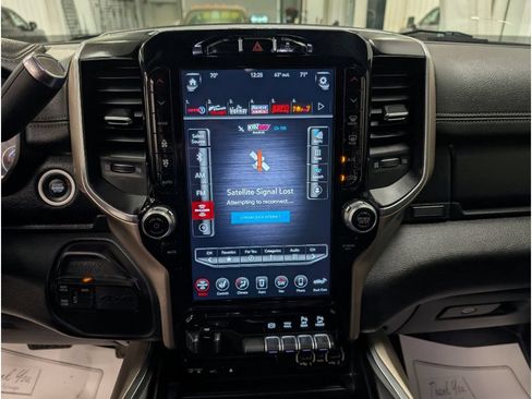 Used 2019 RAM 3500 Laramie AWD/4WD image 16