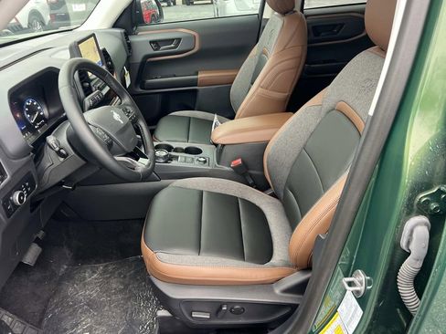 Used 2024 Ford Bronco Sport Outer Banks w/ Tech Package image 9