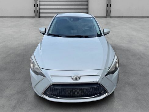 Used 2019 Toyota Yaris LE image 33