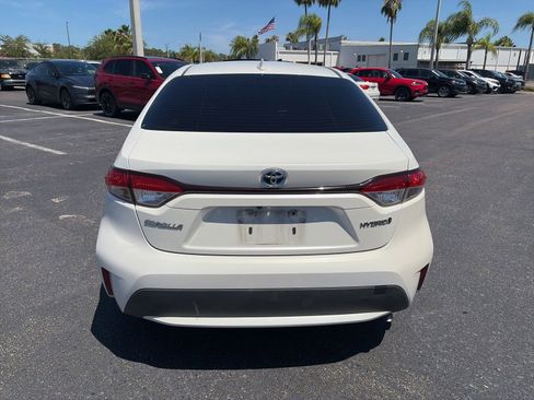 Used 2020 Toyota Corolla LE FWD image 6
