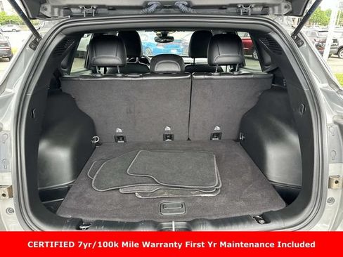Used 2023 Jeep Compass Latitude AWD/4WD image 16