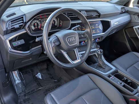 Used 2023 Audi Q3 2.0T Premium w/ Convenience Package image 15
