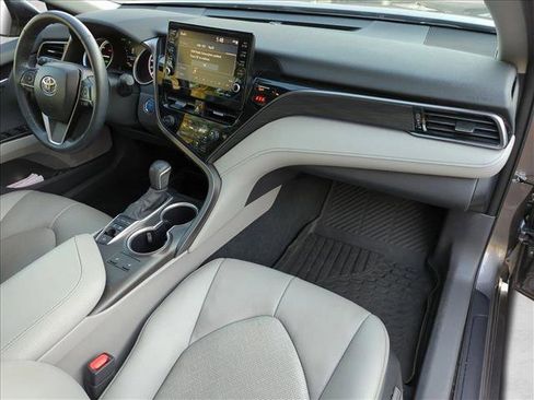 Used 2024 Toyota Camry XLE image 21