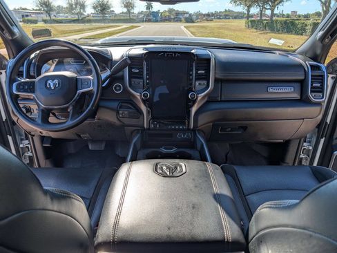 Used 2024 RAM 3500 Laramie w/ Night Edition image 27