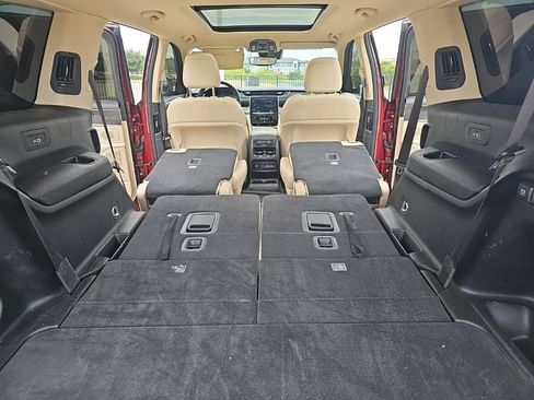 Used 2021 Jeep Grand Cherokee L Limited RWD image 25