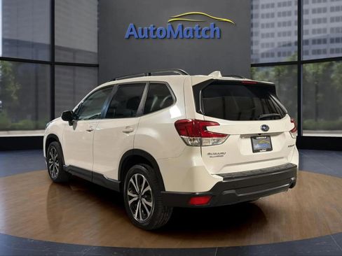 Used 2021 Subaru Forester Limited image 8