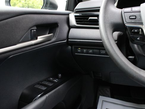 Used 2025 Toyota Camry LE FWD image 24