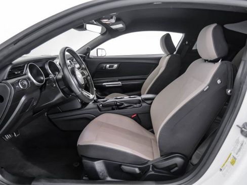 Used 2021 Ford Mustang Coupe image 29