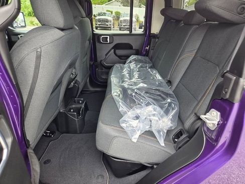 New 2026 Jeep Gladiator Sport image 7