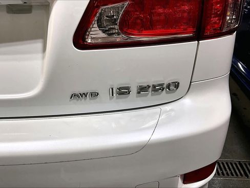 Used 2013 Lexus IS 250 AWD image 9