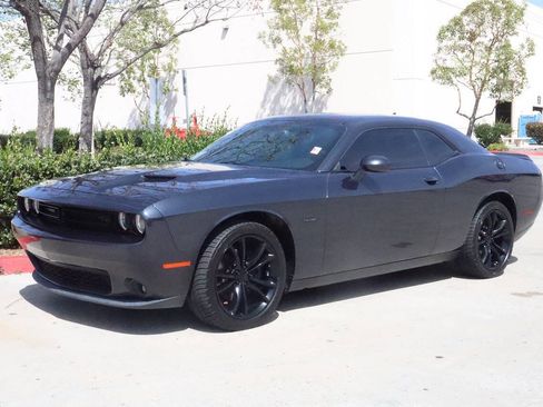 Used 2016 Dodge Challenger R/T w/ Blacktop Package image 2