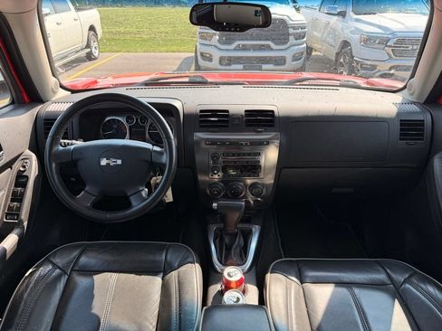 Used 2008 HUMMER H3 Luxury AWD/4WD image 3