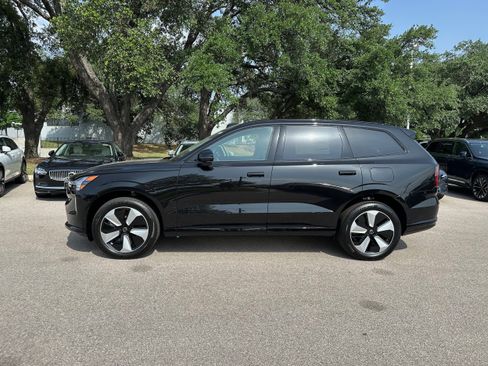 New 2025 Volvo EX90 Plus image 3
