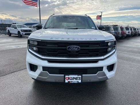 New 2026 Ford Expedition Max Platinum w/ Driver's Package image 24