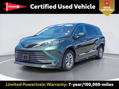 Certified 2025 Toyota Sienna XLE