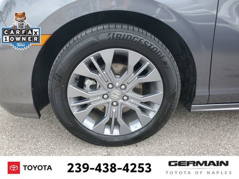 Used 2025 Honda Odyssey Touring image 12