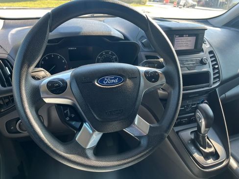 Used 2019 Ford Transit Connect XL image 12