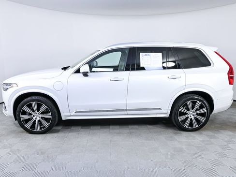 Used 2022 Volvo XC90 T8 Inscription w/ Advanced Package AWD/4WD image 2
