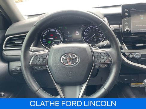 Used 2021 Toyota Camry XSE w/ Cold Weather Package FWD image 17