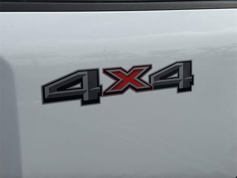 Used 2024 Ford F250 XLT image 24
