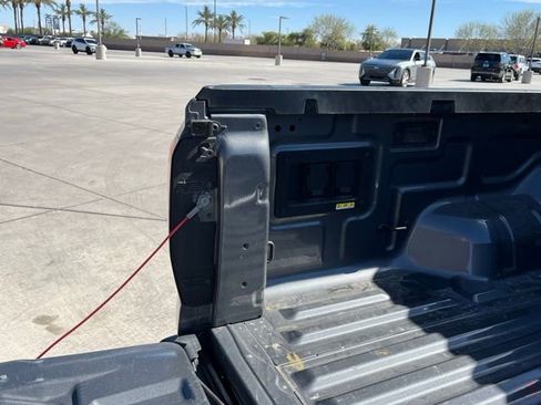 Used 2024 Ford Ranger XLT image 9