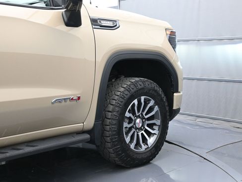 Used 2023 GMC Sierra 1500 AT4 w/ AT4 Premium Package AWD/4WD image 50