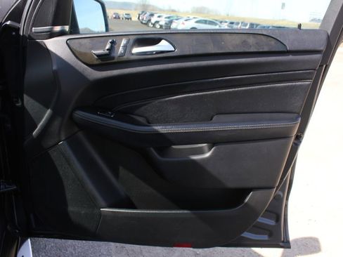 Used 2015 Mercedes-Benz ML 350 4MATIC image 37