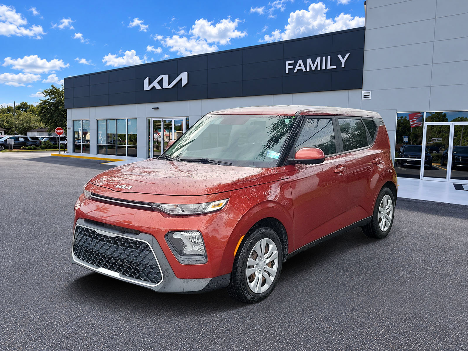 Certified 2022 Kia Soul LX FWD image 3
