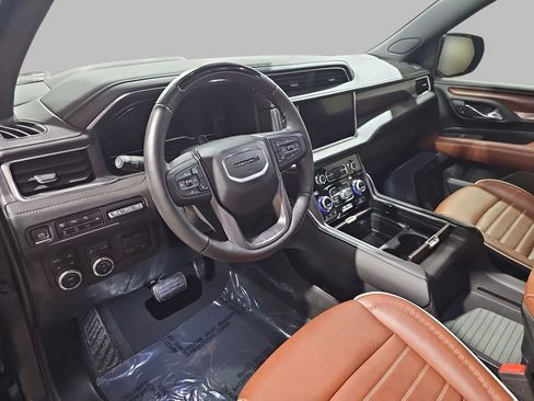 Used 2024 GMC Yukon XL Denali Ultimate image 22