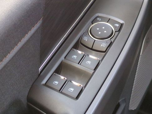 New 2025 Ford F150 Lariat w/ Equipment Group 501A Mid image 24